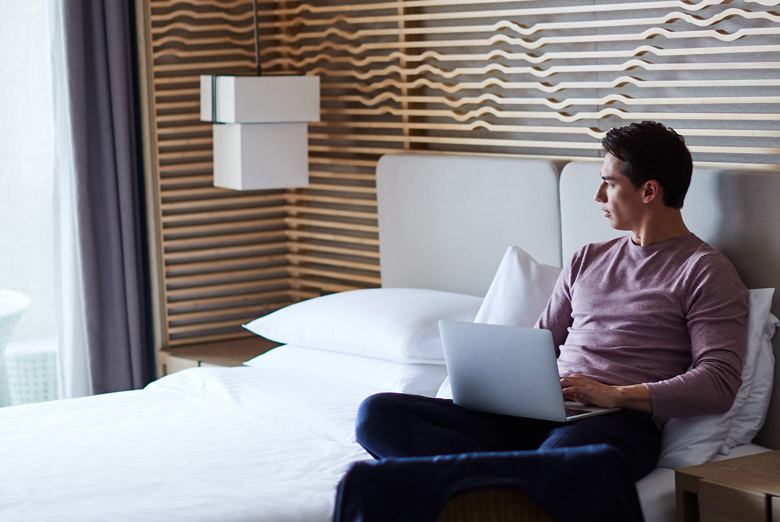 INVITATION AU CONFORT LUXUEUX POUR UN REPOS HAUT DE GAMME