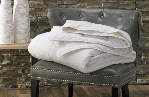 Buy Luxury Hotel Bedding from Marriott Hotels The Marriott Pillow